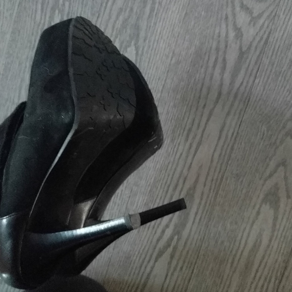 Beautiful heels by Guess🌟🌟🌟🍀🍀🍀 - Picture 9 of 16